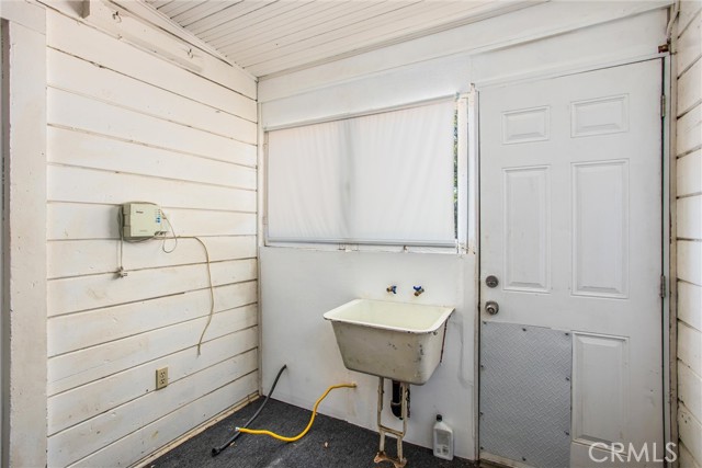 559 Edgar Avenue, Beaumont, California 92223, ,Commercial Sale,For Sale,559 Edgar Avenue,CRIG25155601