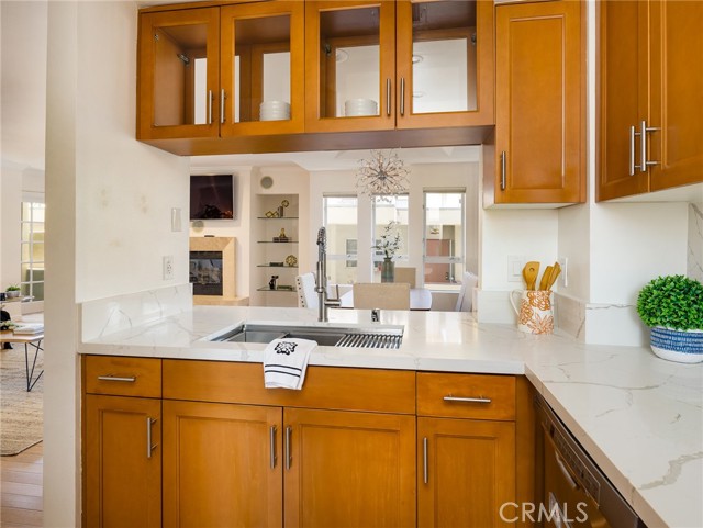 Detail Gallery Image 15 of 37 For 10664 Wilkins Ave #202,  Los Angeles,  CA 90024 - 2 Beds | 2/1 Baths