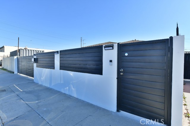 Image 4 of 41 For 4820 142nd Street