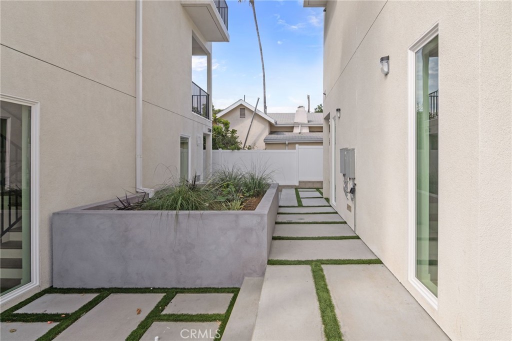 MLS #SR25248186 image #3