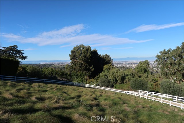 65 Saddleback Rd, Rolling Hills, CA 90274