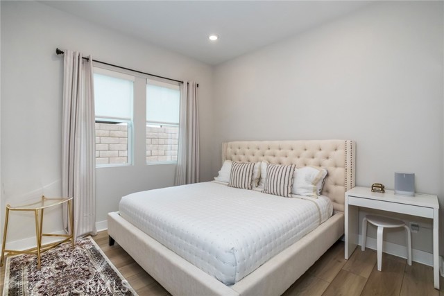 Detail Gallery Image 48 of 74 For 27018 California Ct, Valencia,  CA 91381 - 4 Beds | 4/1 Baths