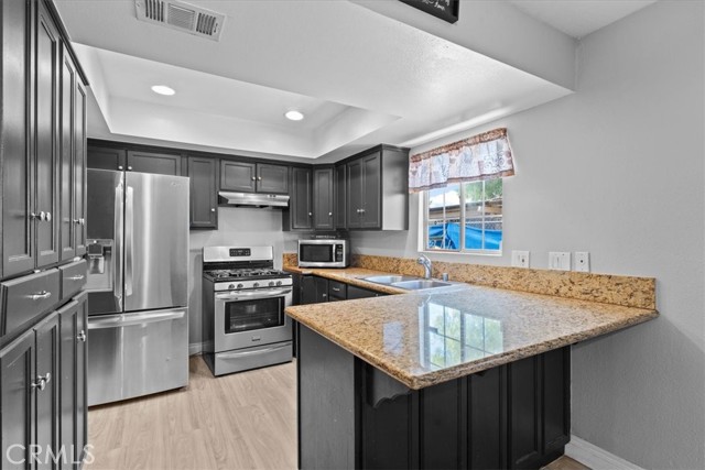 Detail Gallery Image 12 of 30 For 25035 Brodiaea, Moreno Valley,  CA 92553 - 3 Beds | 2 Baths