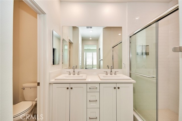 Detail Gallery Image 32 of 54 For 249 Carmona, Lake Forest,  CA 92630 - 2 Beds | 2/1 Baths