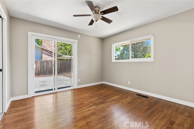 965 E 1st Avenue, Chico CA: https://media.crmls.org/medias/81d57a9d-5056-447b-9c48-98a30d4faa6e.jpg
