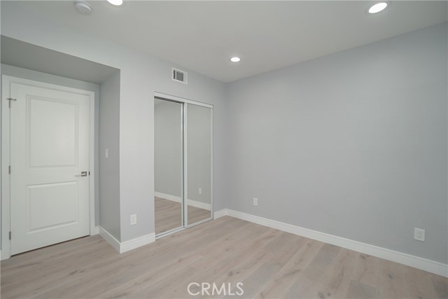 531 W 80TH, Los Angeles CA: https://media.crmls.org/medias/81d5afe5-ed2d-43fe-bd4a-38d8e7781537.jpg