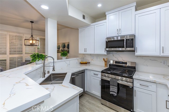 1010 S Gibraltar Avenue, Anaheim CA: https://media.crmls.org/medias/81d61468-5680-4b2c-afef-7bea981b3b80.jpg