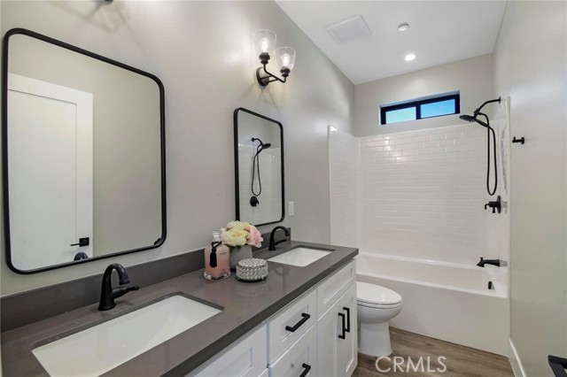 13457 Bradley Avenue, Sylmar CA: https://media.crmls.org/medias/81d6c992-3d88-4efc-8765-3e86a77a5b24.jpg