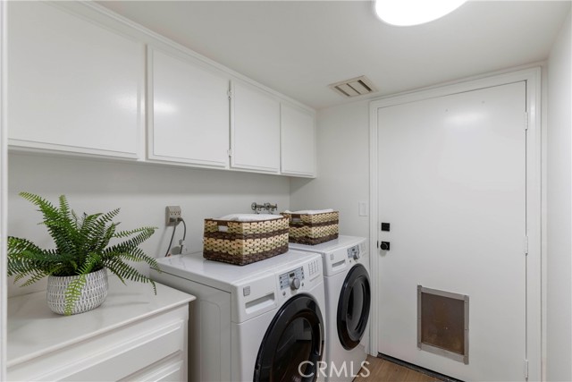 Detail Gallery Image 25 of 42 For 24412 Voltara Ct, Calabasas,  CA 91302 - 4 Beds | 4 Baths