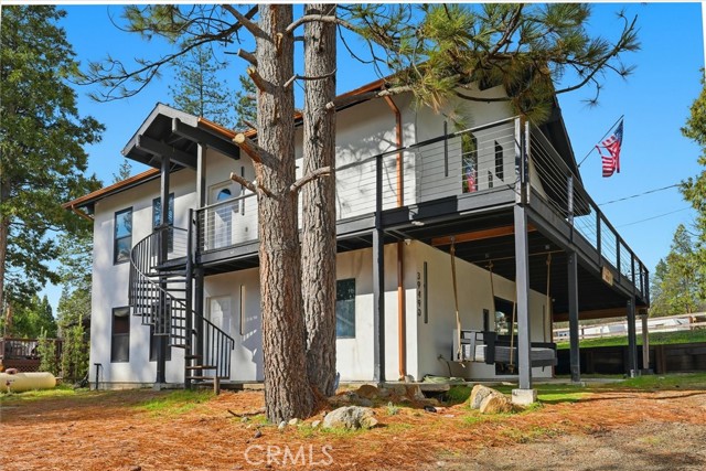 Detail Gallery Image 4 of 38 For 39490 Crane Valley Ct, Bass Lake,  CA 93604 - 3 Beds | 3/1 Baths