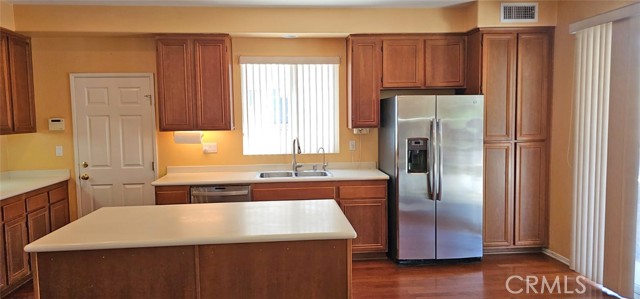Detail Gallery Image 2 of 29 For 32213 Kale Ln, Winchester,  CA 92596 - 3 Beds | 2/1 Baths