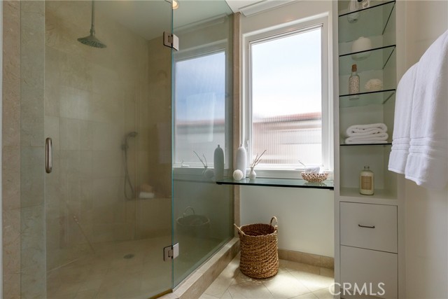 216 1st Street, Manhattan Beach, California 90266, 3 Bedrooms Bedrooms, ,4 BathroomsBathrooms,Residential,Sold,1st,SB21166941