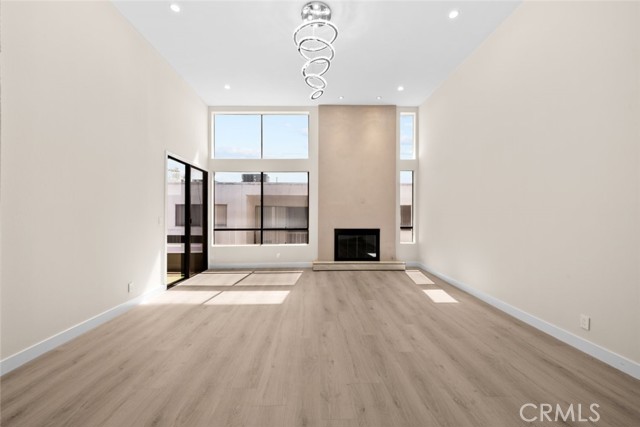4641 Fulton Avenue, Sherman Oaks CA: https://media.crmls.org/medias/81d8a73a-dbdf-477b-9492-8044b9b5fb6a.jpg
