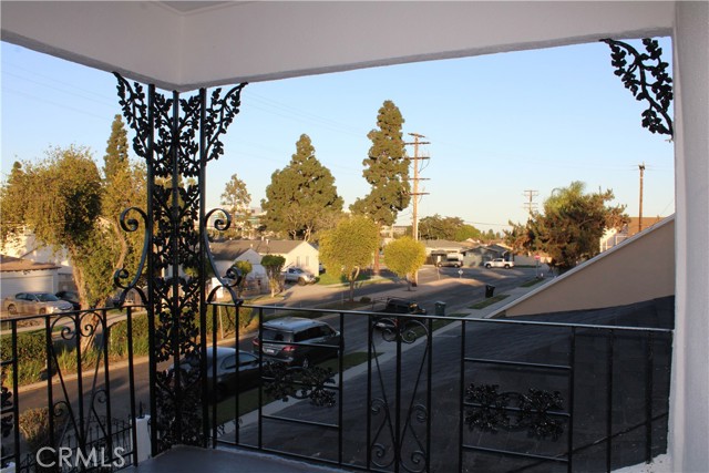 Detail Gallery Image 48 of 69 For 1522 E 123rd, Los Angeles,  CA 90059 - 6 Beds | 5 Baths