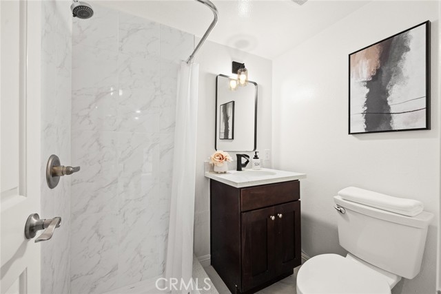 Detail Gallery Image 12 of 34 For 117 N Moore Ave #B,  Monterey Park,  CA 91754 - 5 Beds | 3/1 Baths