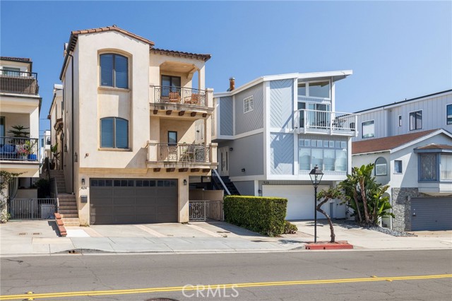 424 Marine Avenue, Manhattan Beach CA: https://media.crmls.org/medias/81d95d16-034b-49de-89e6-6a7c954e951c.jpg