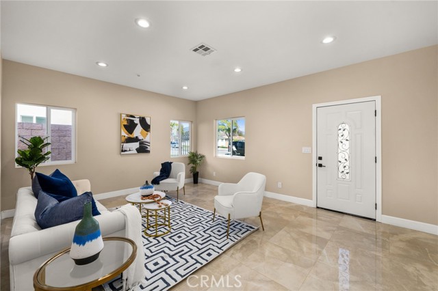 566 N Marvin, San Bernardino CA: https://media.crmls.org/medias/81d95de4-b970-4cc9-962e-b0c1998c80b2.jpg