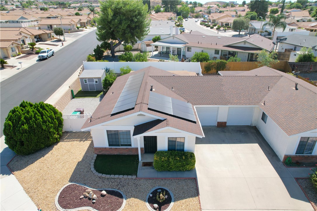 Detail Gallery Image 3 of 37 For 27411 Hacienda Dr, Menifee,  CA 92586 - 2 Beds | 2 Baths