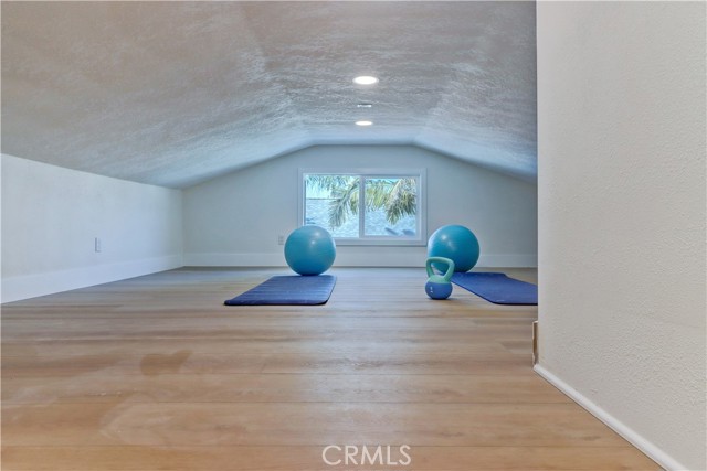 Detail Gallery Image 35 of 63 For 19691 Canberra Ln, Huntington Beach,  CA 92646 - 5 Beds | 3 Baths