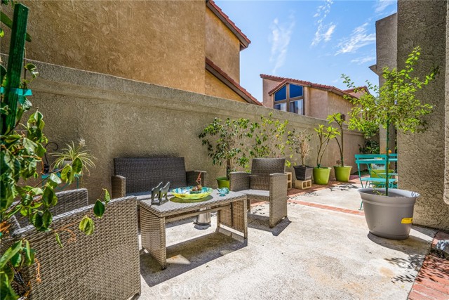 4752 Tiara Drive, Huntington Beach CA: https://media.crmls.org/medias/81da487a-9e4c-4a3b-9d19-3716f7598470.jpg
