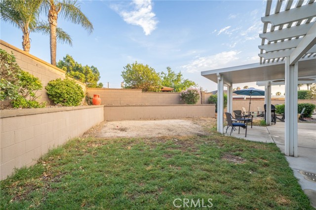 2120 Capuchin Way, Claremont CA: https://media.crmls.org/medias/81da6d16-aeec-42a7-a97f-82fad8da5076.jpg