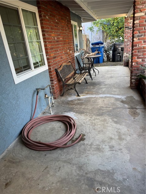 Detail Gallery Image 2 of 11 For 1044 E Dorset Ave, Pomona,  CA 91766 - 3 Beds | 2 Baths