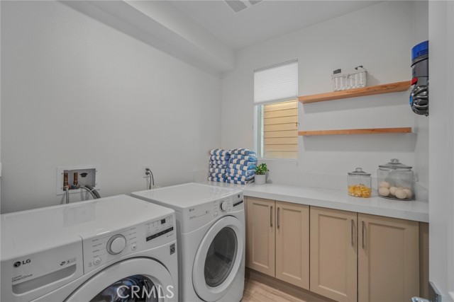 Detail Gallery Image 13 of 22 For 2047 Doheny Way, Dana Point,  CA 92629 - 3 Beds | 4 Baths