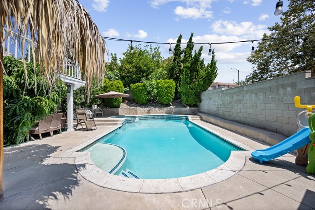 10798 Zinfandel Street, Rancho Cucamonga CA: https://media.crmls.org/medias/81daf0af-78ef-4627-8319-6b1c388dee36.jpg