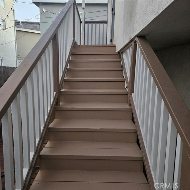 Detail Gallery Image 3 of 17 For 518 Palm Drive, Hermosa Beach,  CA 90254 - 2 Beds | 1 Baths