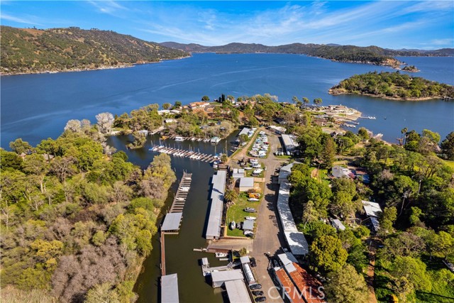 3383 Westlake Court, Kelseyville CA: https://media.crmls.org/medias/81dbcb1b-df4b-43f1-a501-a92a70c80e30.jpg