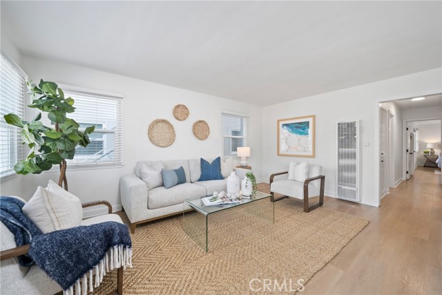 Detail Gallery Image 10 of 31 For 502 36th a,  Newport Beach,  CA 92663 - 2 Beds | 2 Baths