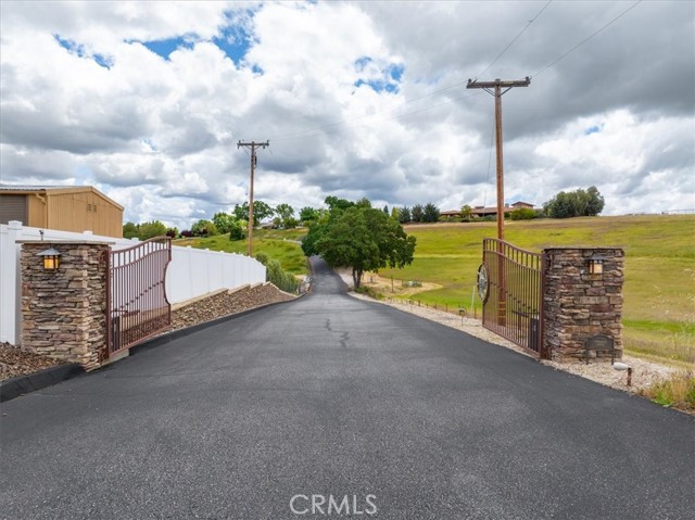 Detail Gallery Image 9 of 12 For 2230 Del Sol Pl, Paso Robles,  CA 93446 - – Beds | – Baths