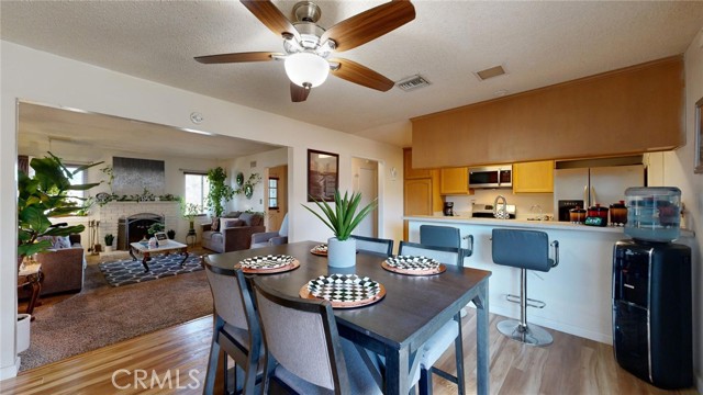 Detail Gallery Image 13 of 44 For 908 N Pepper Ave, Rialto,  CA 92376 - 4 Beds | 2 Baths