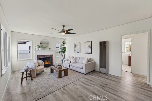 Detail Gallery Image 5 of 49 For 10818 Loch Avon, Whittier,  CA 90606 - 3 Beds | 2 Baths