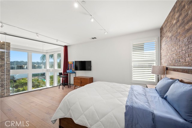 Detail Gallery Image 22 of 44 For 2470 via Alta, –,  CA 92108 - 2 Beds | 2/1 Baths