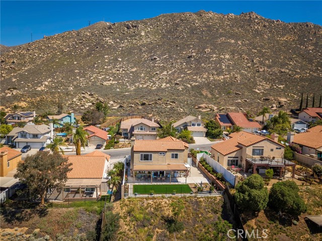 22075 Naples Drive, Moreno Valley CA: https://media.crmls.org/medias/81dea7ef-2096-4ce2-8cac-1527f8d72bed.jpg