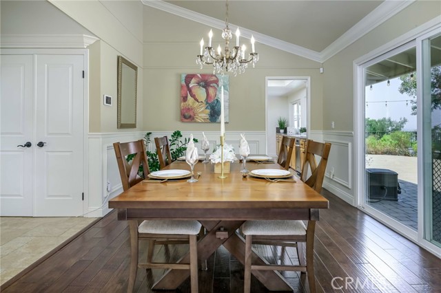 Detail Gallery Image 11 of 47 For 6587 E via Arboles, Anaheim Hills,  CA 92807 - 4 Beds | 2/1 Baths