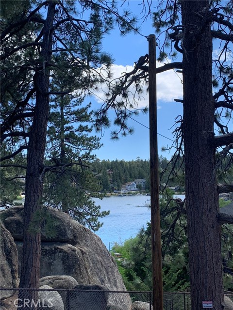 826 Boulder Road, Big Bear Lake CA: https://media.crmls.org/medias/81df3454-6ddc-494a-8bdd-3cfb9832a121.jpg