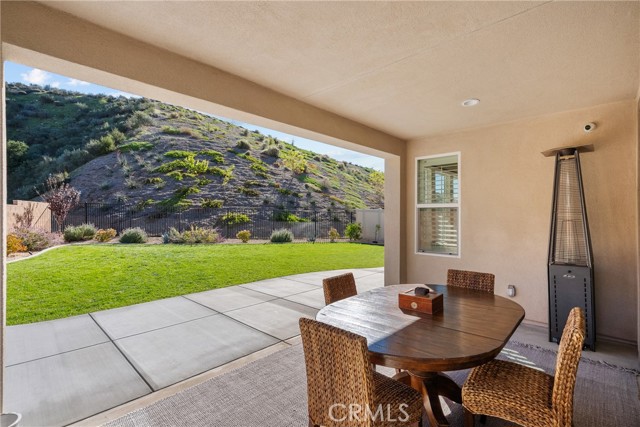Detail Gallery Image 42 of 56 For 28332 Clarion, Canyon Country,  CA 91350 - 5 Beds | 4/1 Baths