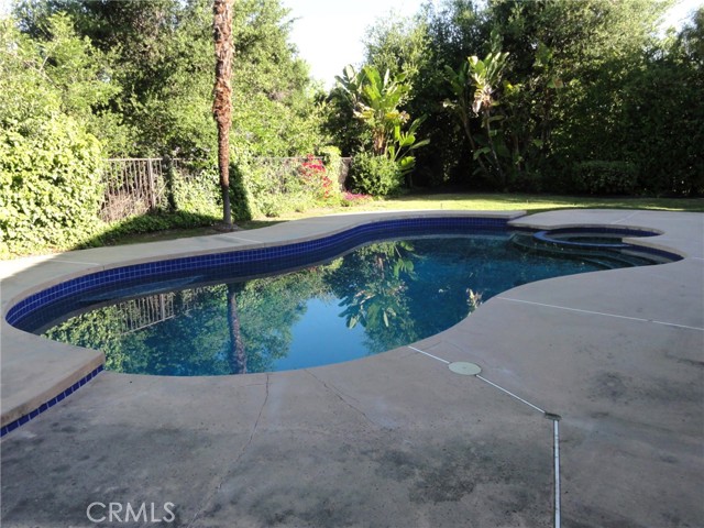 Detail Gallery Image 21 of 21 For 337 Fox Hills Dr, Thousand Oaks,  CA 91361 - 4 Beds | 2/1 Baths