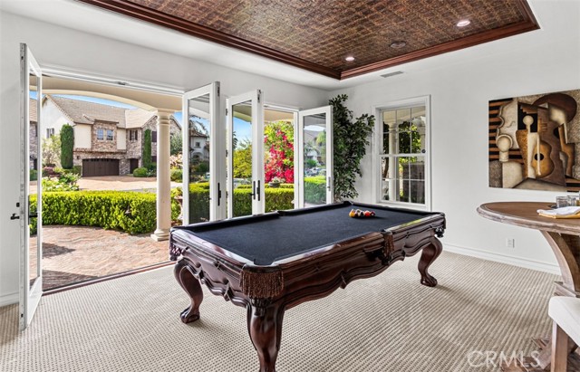 Detail Gallery Image 12 of 75 For 26012 Horseshoe Cr, Laguna Hills,  CA 92653 - 5 Beds | 5/1 Baths