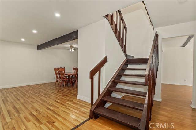 Detail Gallery Image 17 of 38 For 33 Northwoods Ln, La Crescenta,  CA 91214 - 3 Beds | 2/1 Baths