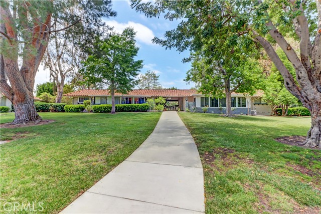849 Ronda Mendoza, Laguna Woods CA: https://media.crmls.org/medias/81e1715d-bb5a-427d-b620-e939ff9c9154.jpg
