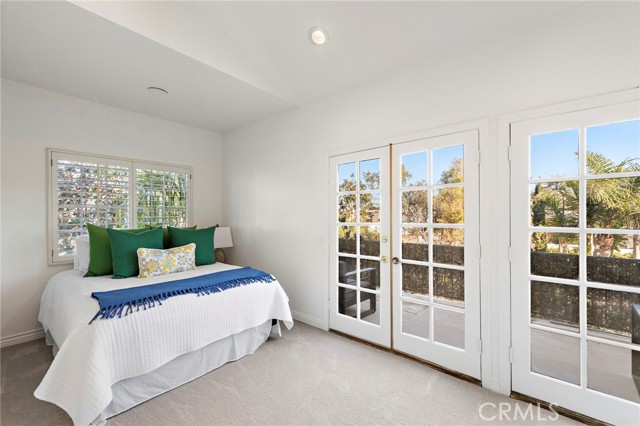 Detail Gallery Image 11 of 28 For 322 Jasmine Ave, Corona Del Mar,  CA 92625 - 4 Beds | 2 Baths