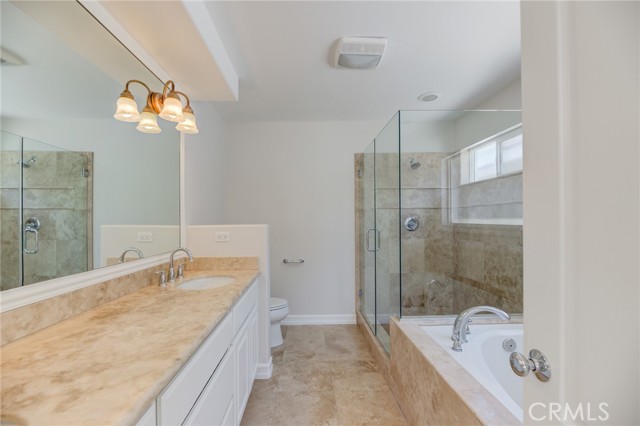 1726 Carlson Lane, Redondo Beach CA: https://media.crmls.org/medias/81e2f054-a80a-4555-85e3-cb0b13beecb1.jpg