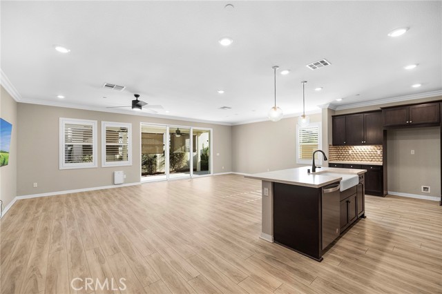 Detail Gallery Image 9 of 49 For 34404 Kensington St, Murrieta,  CA 92563 - 4 Beds | 2 Baths