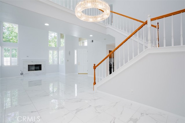 1039 Terrace Hill Circle photo 4