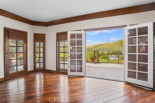 Detail Gallery Image 14 of 44 For 24840 Wooded Vista, West Hills,  CA 91307 - 5 Beds | 4/1 Baths