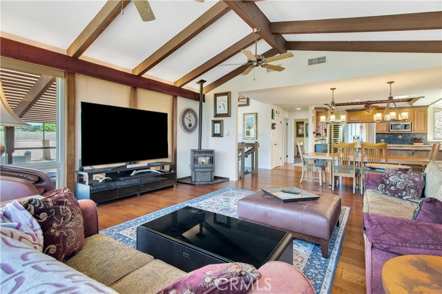Detail Gallery Image 5 of 41 For 2594 Shoreline Rd, Bradley,  CA 93426 - 4 Beds | 3 Baths