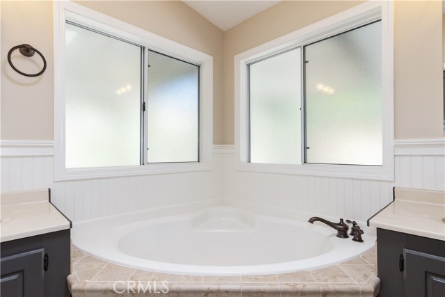 4250 Skylink Lane, Paso Robles CA: https://media.crmls.org/medias/81e5807f-6947-4de2-ace6-ecadd4de7b27.jpg